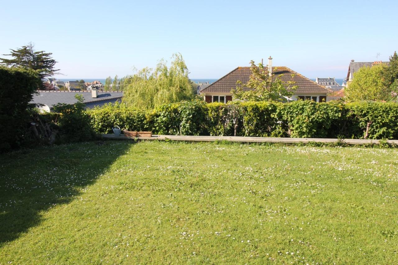 Chez Régine Apartamento Arromanches-les-Bains Exterior foto